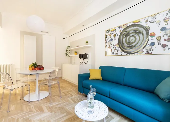 Hostly-Puccini Luxury Home-Near Colosseum & Trevi