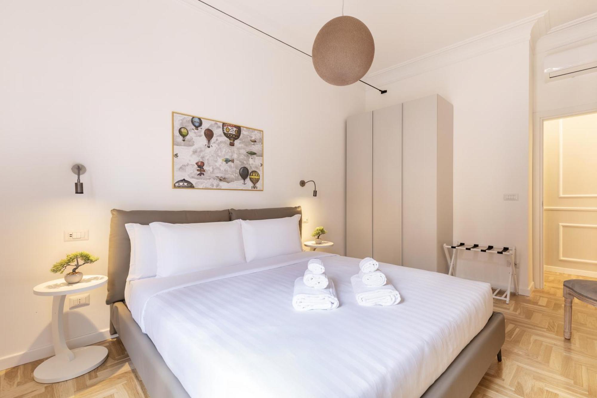 Apartment Hostly-puccini Luxury Home-near Colosseum & Trevi *