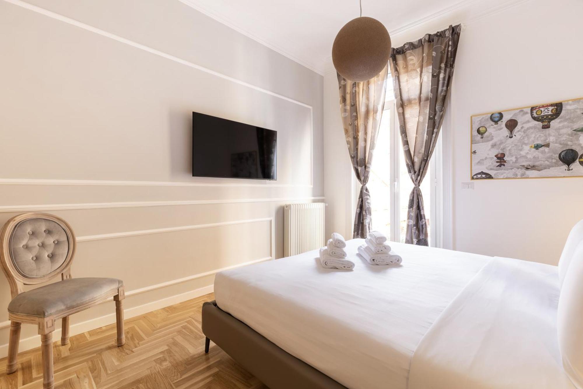 Apartment Hostly-puccini Luxury Home-near Colosseum & Trevi *