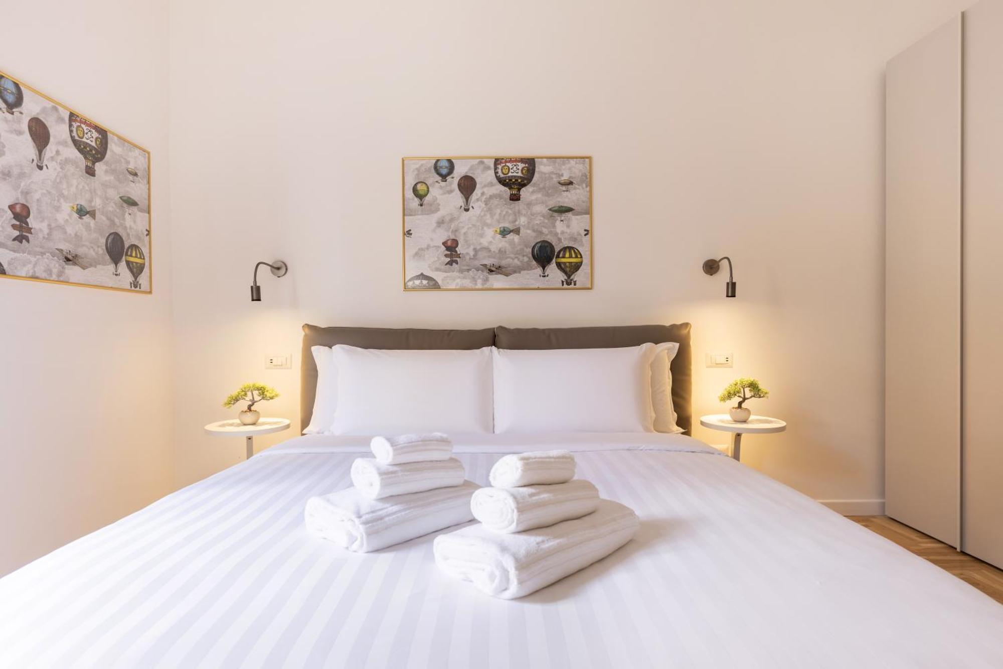 Apartment Hostly-puccini Luxury Home-near Colosseum & Trevi Rom